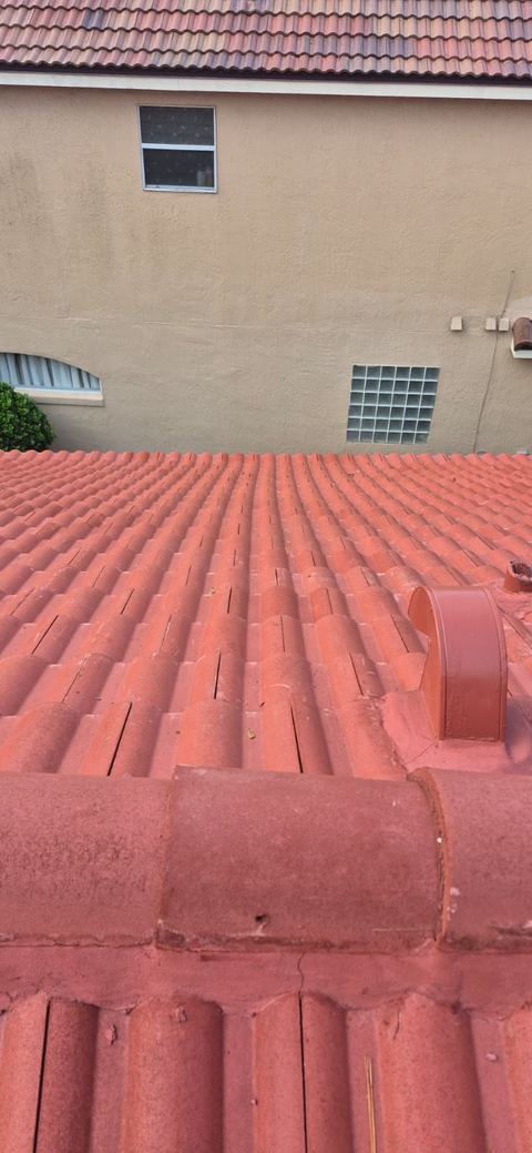 Close-up of a Spanish barrel tile roof